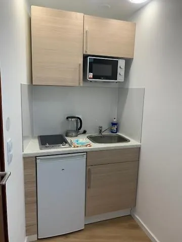 Sky Im Hotelturm Appartamento Augusta